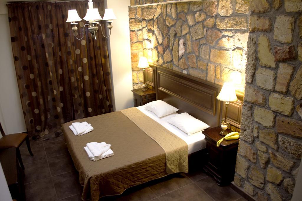 Iris Spa Loutra Edipsou  Zimmer foto
